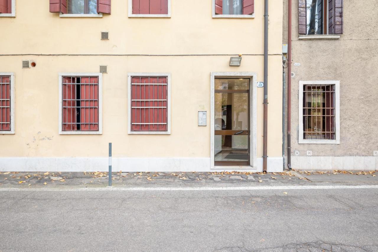 Essential Apartment A 5 Min Da Piazza Dei Signori Padova Dış mekan fotoğraf